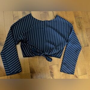 🌸2/20 Babaton Aritzia XXS Navy Pinstripe Tie Front Crop Blouse Office Boho